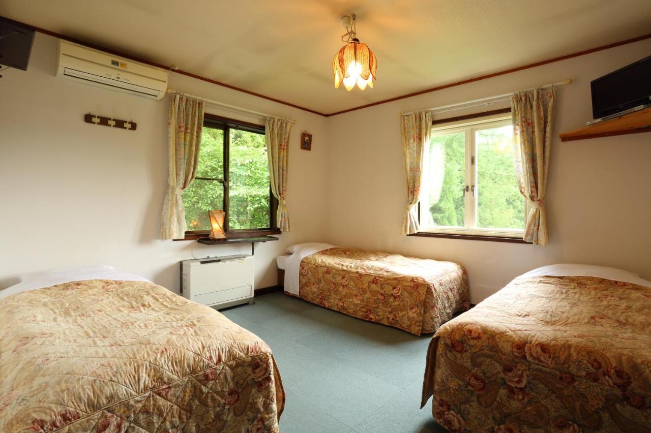 Bed and Breakfast ペンション ちゃうちゃう Хакуба-Мура Экстерьер фото