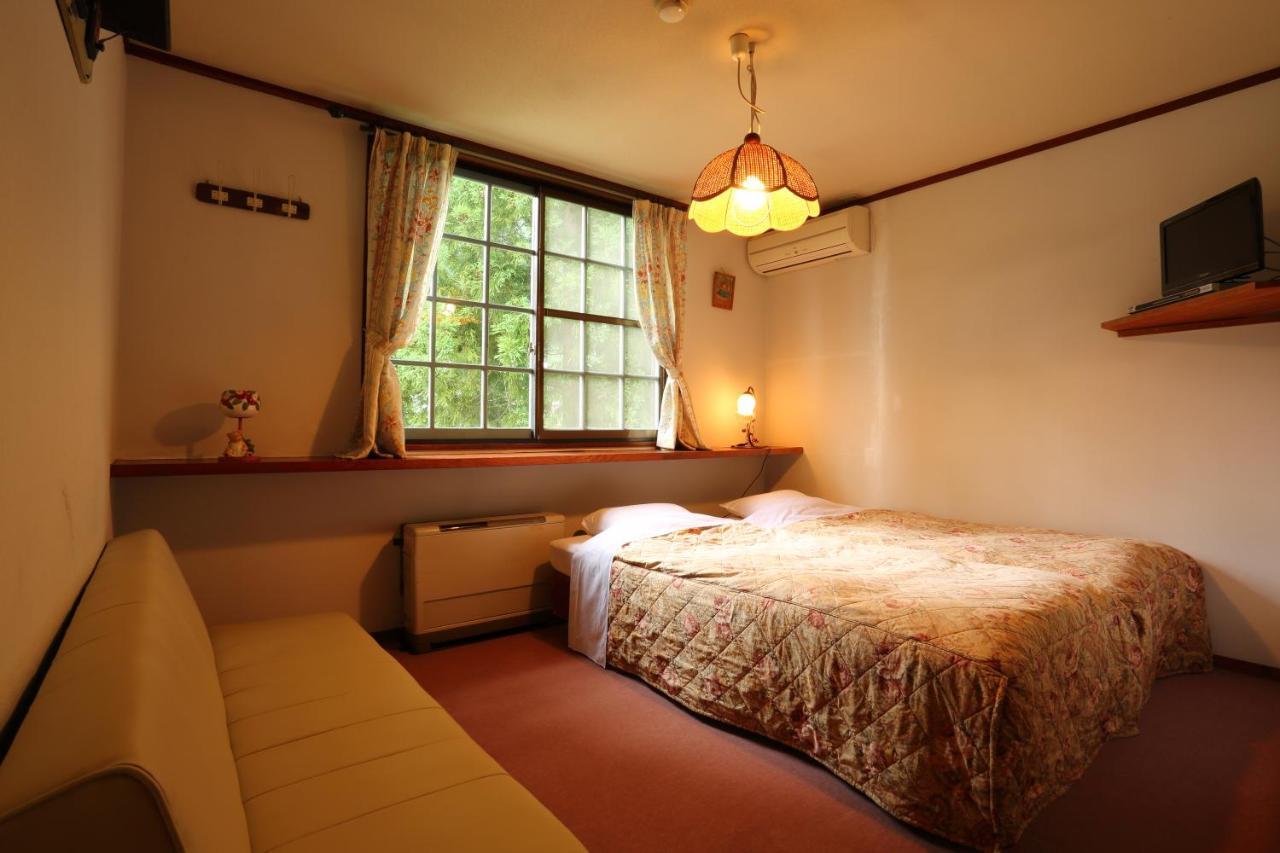 Bed and Breakfast ペンション ちゃうちゃう Хакуба-Мура Экстерьер фото