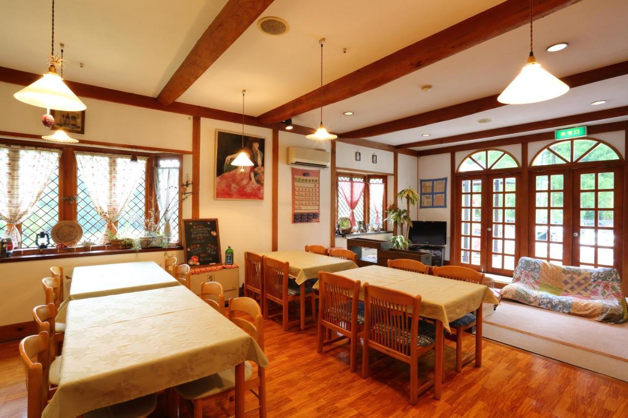 Bed and Breakfast ペンション ちゃうちゃう Хакуба-Мура Экстерьер фото